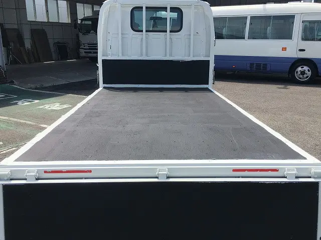 いすゞ エルフ TPG-NJS85A(4WD)の写真16