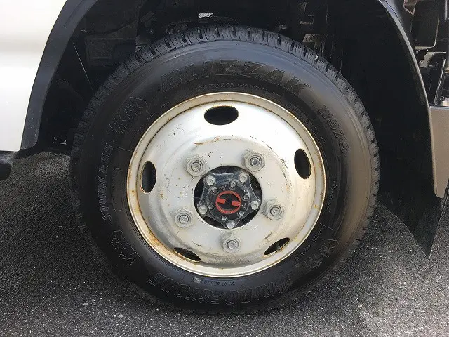 いすゞ エルフ TPG-NJS85A(4WD)の写真25