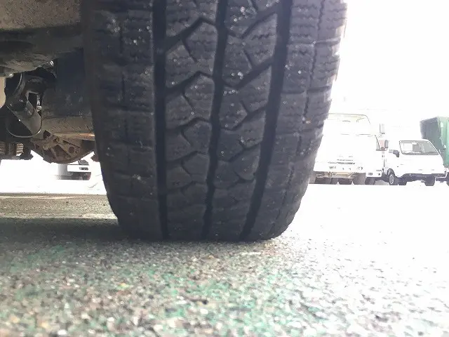 いすゞ エルフ TPG-NJS85A(4WD)の写真31