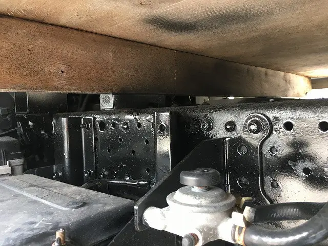 いすゞ エルフ TPG-NJS85A(4WD)の写真46