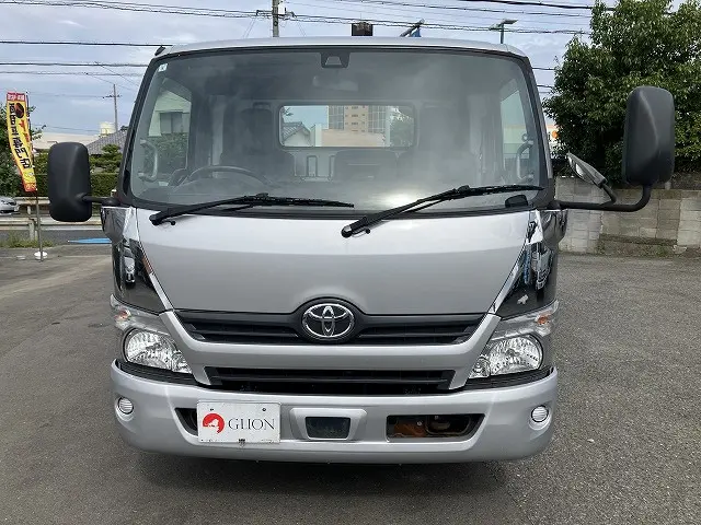 トヨタ ダイナ TDG-XZU722(2WD)の写真2