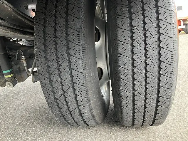 トヨタ ダイナ TDG-XZU722(2WD)の写真32