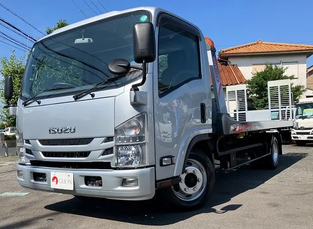いすゞ エルフ TRG-NPR85AN(2WD)の写真1