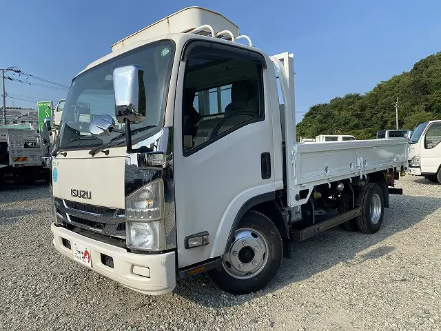 いすゞ エルフ BDG-NPR85AR(2WD)の写真1