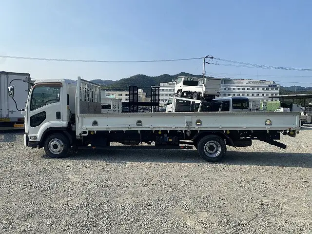 いすゞ フォワード TKG-FRR90S1(2WD)の写真4