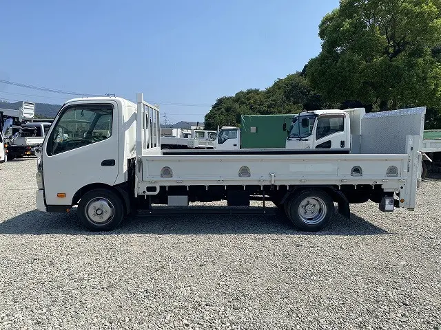 日野 デュトロ SKG-XZU710M(2WD)の写真4