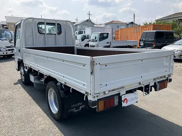 いすゞ エルフ PB-NKR81A(2WD)の写真6