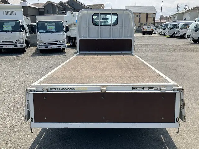 いすゞ エルフ PB-NKR81A(2WD)の写真14