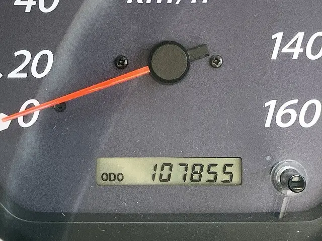 いすゞ エルフ PB-NKR81A(2WD)の写真34