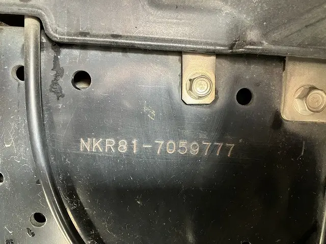 いすゞ エルフ PB-NKR81A(2WD)の写真46