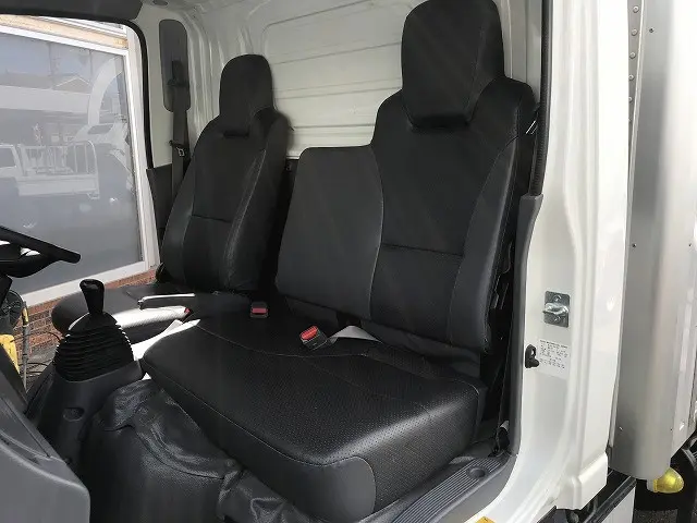 いすゞ エルフ TPG-NLS85AN(4WD)の写真40