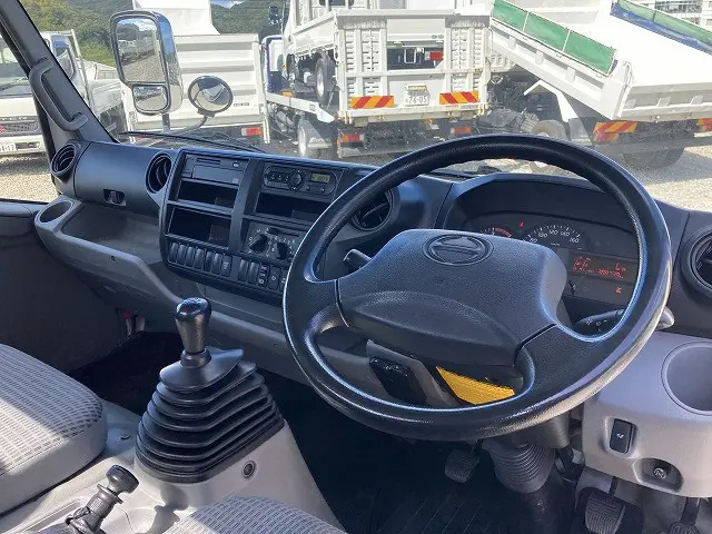 日野 デュトロ TKG-XZU720M(2WD)の写真21