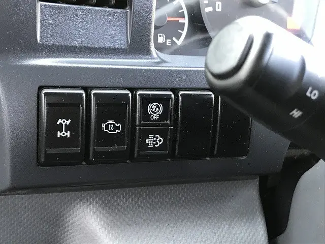 いすゞ エルフ TKG-NJS85A(4WD)の写真36