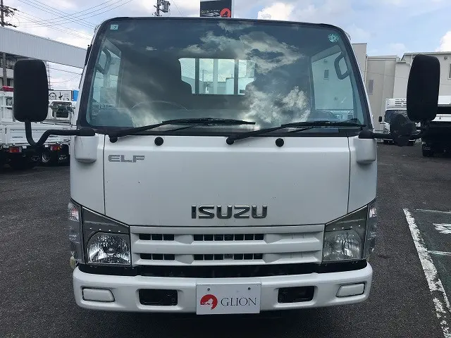 いすゞ エルフ TKG-NJS85A(2WD)の写真2