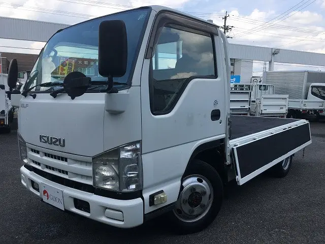 いすゞ エルフ TKG-NJS85A(2WD)の写真9