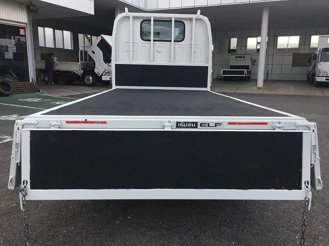 いすゞ エルフ TKG-NJS85A(2WD)の写真14