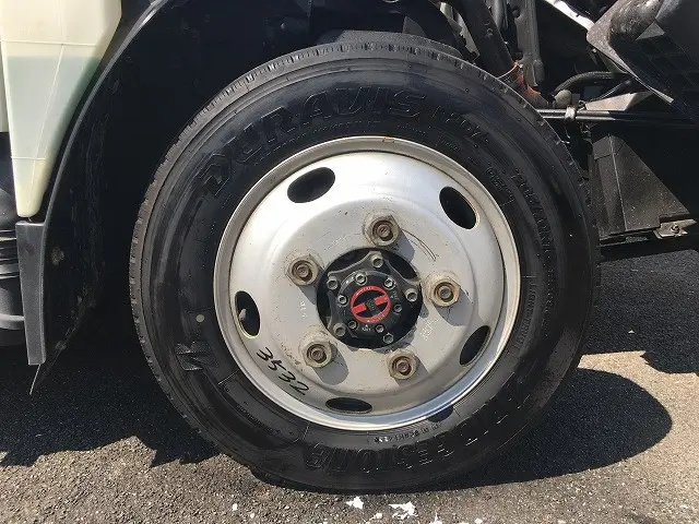 いすゞ エルフ TKG-NJS85A(2WD)の写真25