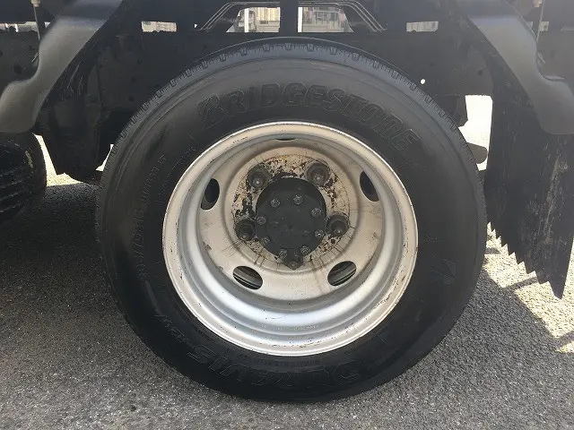 いすゞ エルフ TKG-NJS85A(2WD)の写真27