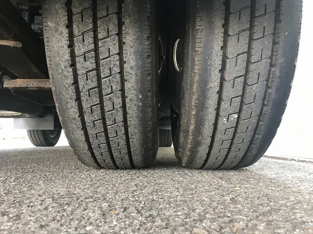 いすゞ エルフ TKG-NJS85A(2WD)の写真32