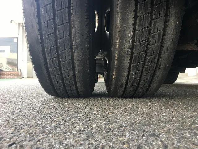 いすゞ エルフ TKG-NJS85A(2WD)の写真33