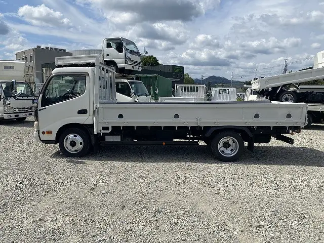 日野 デュトロ SKG-XZU650M(2WD)の写真4