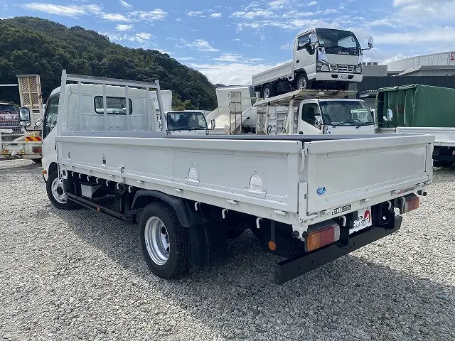 日野 デュトロ SKG-XZU650M(2WD)の写真6