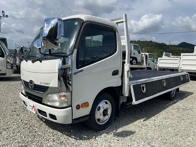 日野 デュトロ SKG-XZU650M(2WD)の写真9