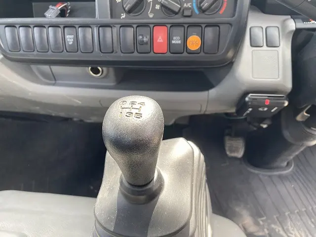 日野 デュトロ SKG-XZU650M(2WD)の写真30