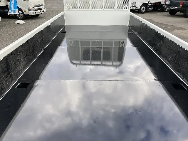 日野 デュトロ 2RG-XZU710M(2WD)の写真16