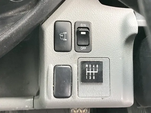 日野 デュトロ 2RG-XZU710M(2WD)の写真37