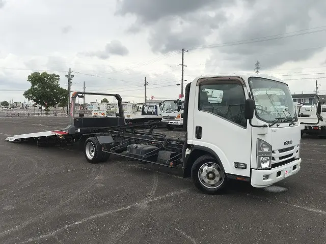 いすゞ エルフ TRG-NPR85AN(2WD)の写真10