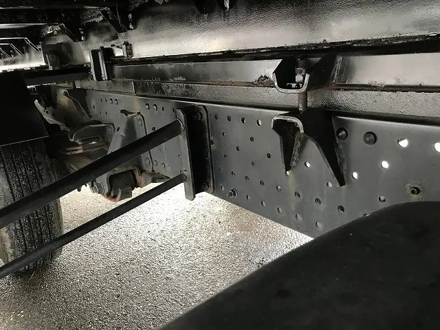 いすゞ エルフ TRG-NPR85AN(2WD)の写真17