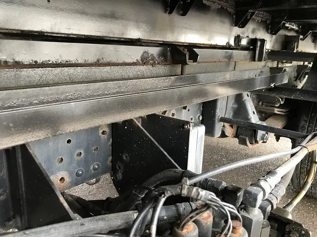 いすゞ エルフ TRG-NPR85AN(2WD)の写真18