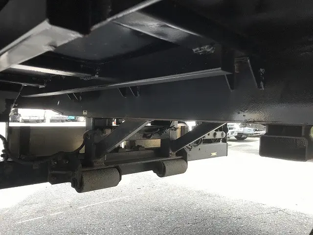 いすゞ エルフ TRG-NPR85AN(2WD)の写真19