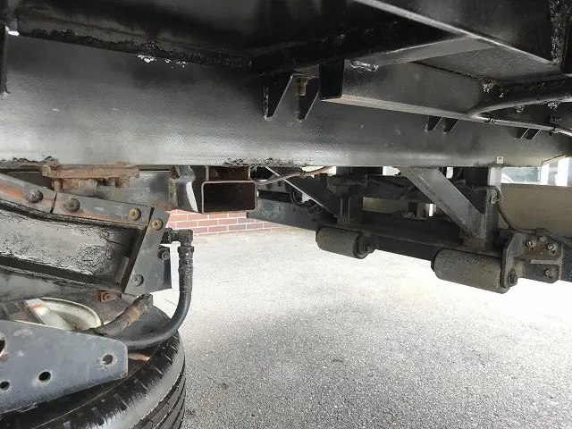 いすゞ エルフ TRG-NPR85AN(2WD)の写真20