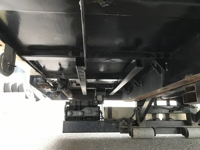 いすゞ エルフ TRG-NPR85AN(2WD)の写真25