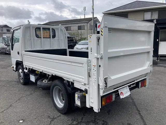 いすゞ エルフ TKG-NKS85A(4WD)の写真6