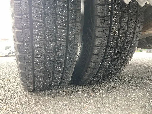 いすゞ エルフ TKG-NKS85A(4WD)の写真28