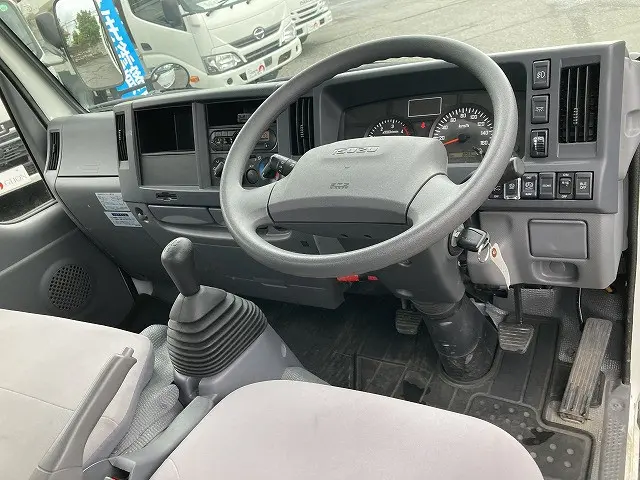 いすゞ エルフ TKG-NKS85A(4WD)の写真35