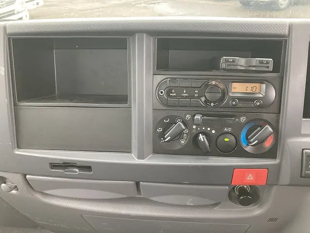 いすゞ エルフ TKG-NKS85A(4WD)の写真40