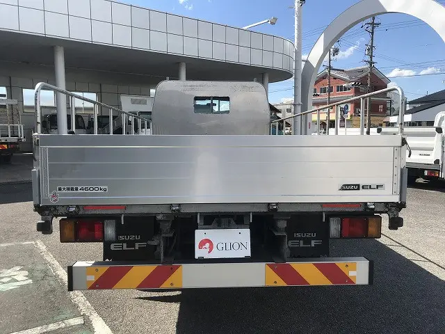 いすゞ エルフ 2RG-NPR88YN(2WD)の写真5