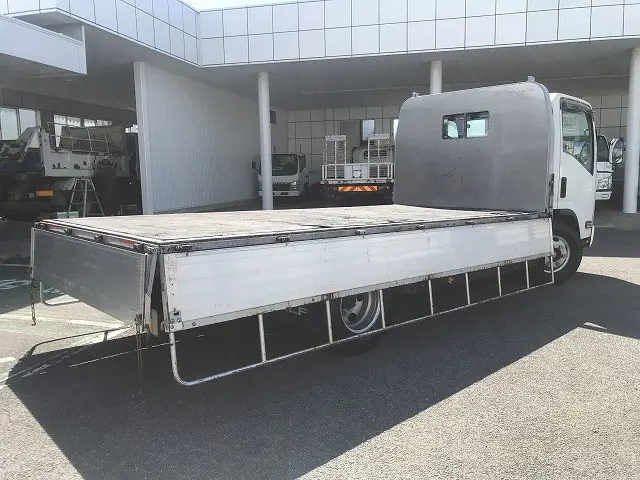 いすゞ エルフ 2RG-NPR88YN(2WD)の写真13