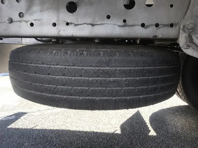 いすゞ エルフ 2RG-NPR88YN(2WD)の写真33