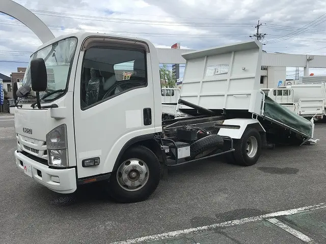 いすゞ エルフ TKG-NPR85YN(2WD)の写真1
