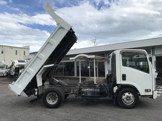 いすゞ エルフ TKG-NPR85YN(2WD)の写真23