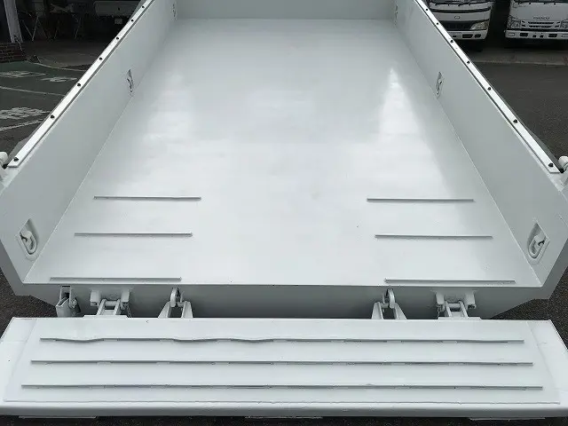 いすゞ エルフ TKG-NPR85YN(2WD)の写真24