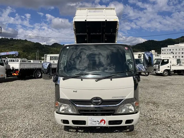 日野 デュトロ TKG-XZU620T(2WD)の写真2