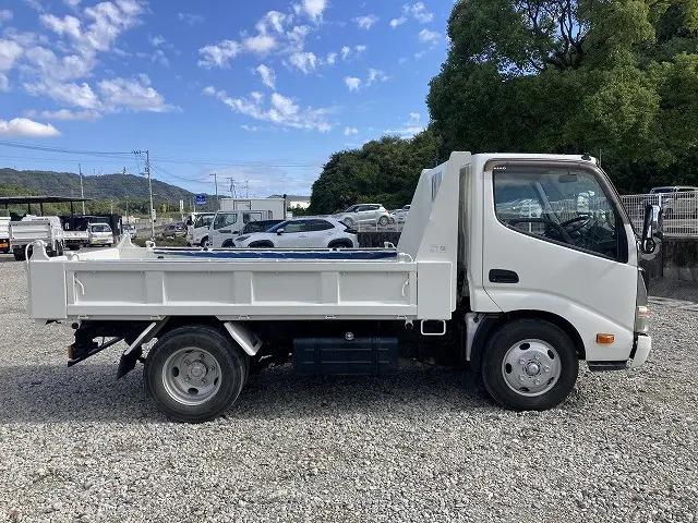 日野 デュトロ TKG-XZU620T(2WD)の写真19
