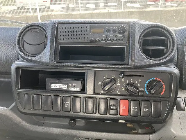日野 デュトロ TKG-XZU620T(2WD)の写真29