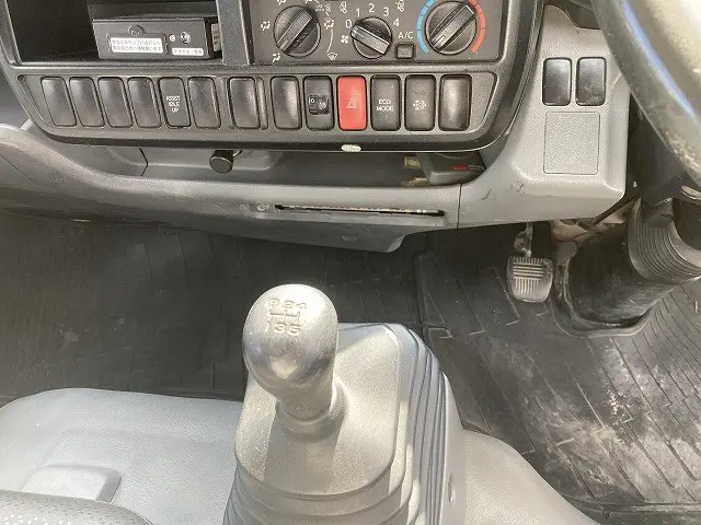 日野 デュトロ TKG-XZU620T(2WD)の写真30